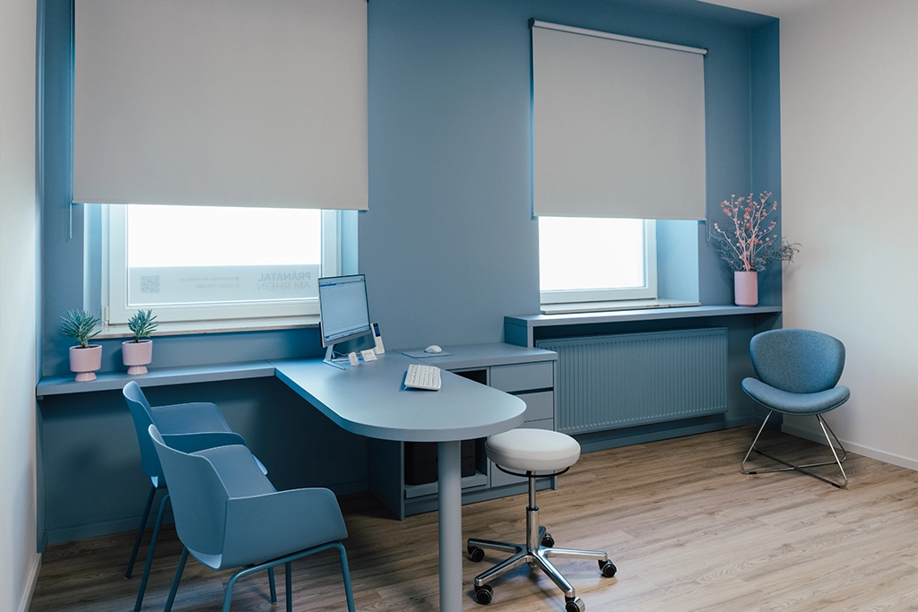 Pränatal am Rhein | Behandlungsraum - Leistungen